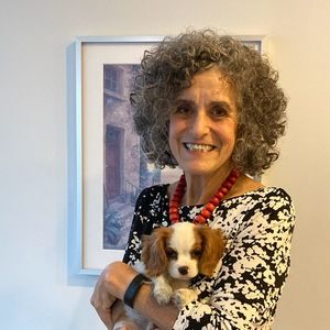 Meet your Posher, Adrienne